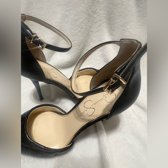Jessica Simpson black quilted pointy toe ankle strap high heel size 10 - Picture 4 of 12